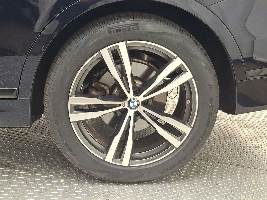 Thumbnail: 2022 BMW X7 - 8