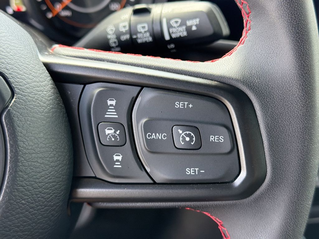 Thumbnail: 2024 Jeep Wrangler - 27
