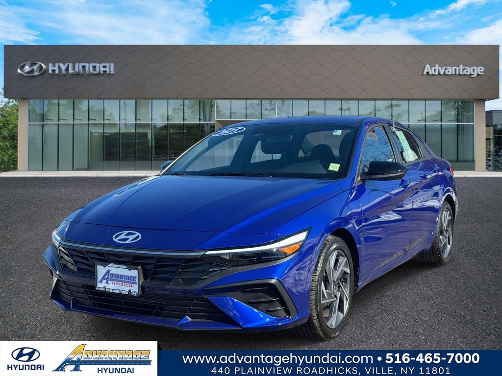 2025 Hyundai Elantra SEL Sport FWD