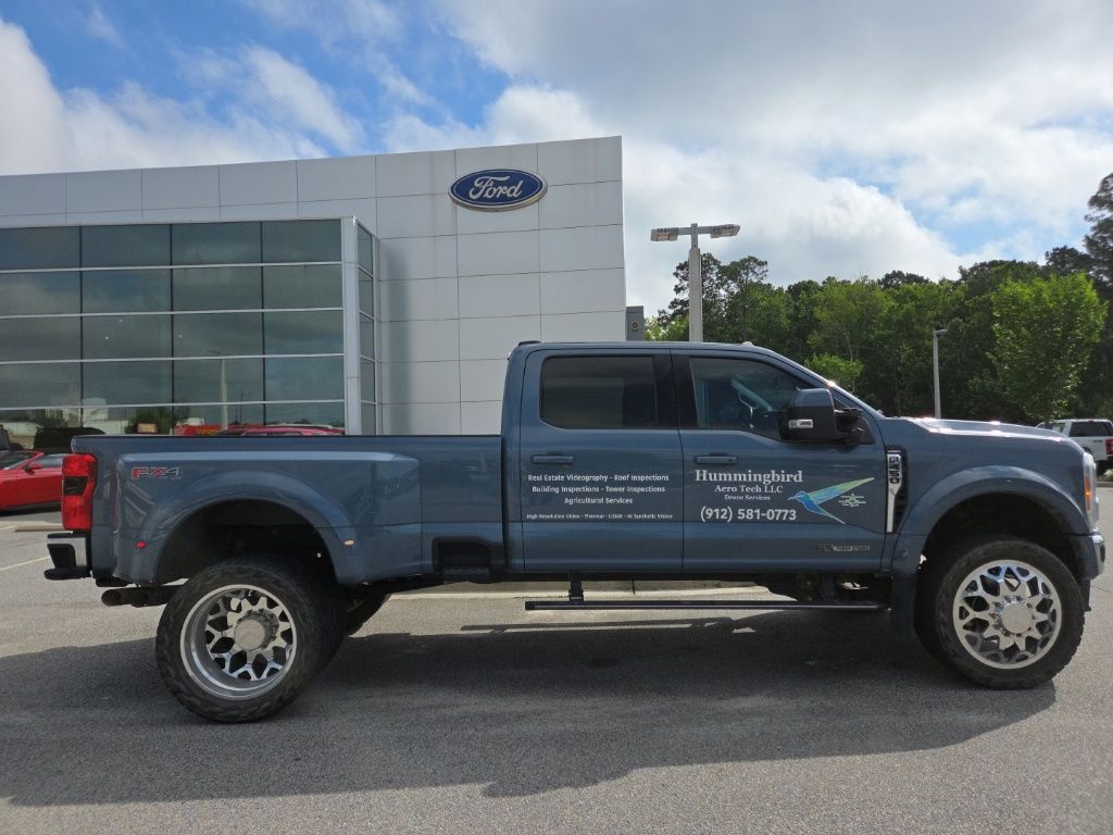 2023 Ford F-450 Super Duty LARIAT