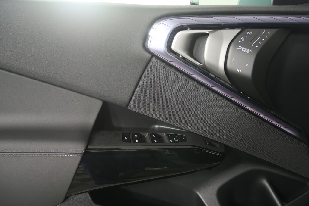 Thumbnail: 2026 BMW X3 - 8