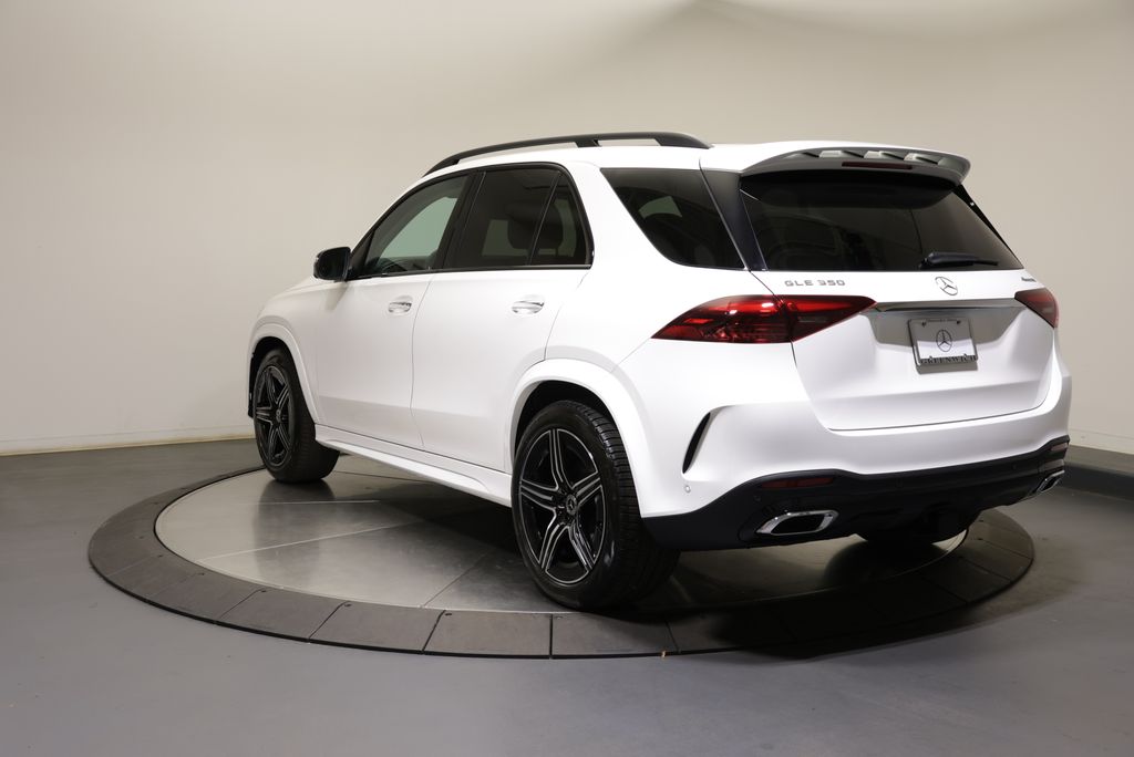 Thumbnail: 2026 Mercedes-Benz GLE - 5