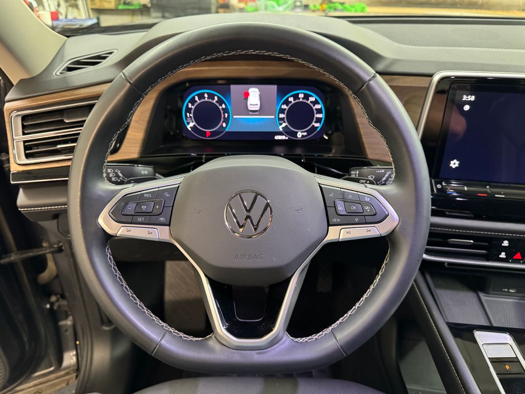 2024 Volkswagen Atlas 2.0T SE w/Technology
