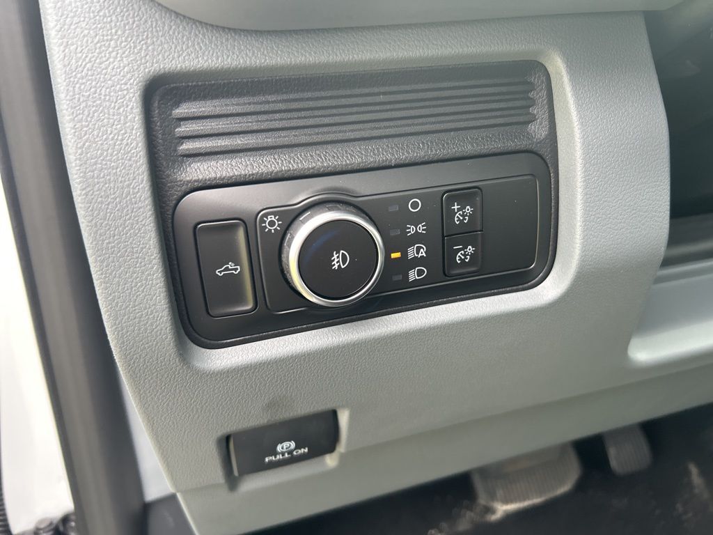 new 2025 Ford F-250SD car, priced at $64,112