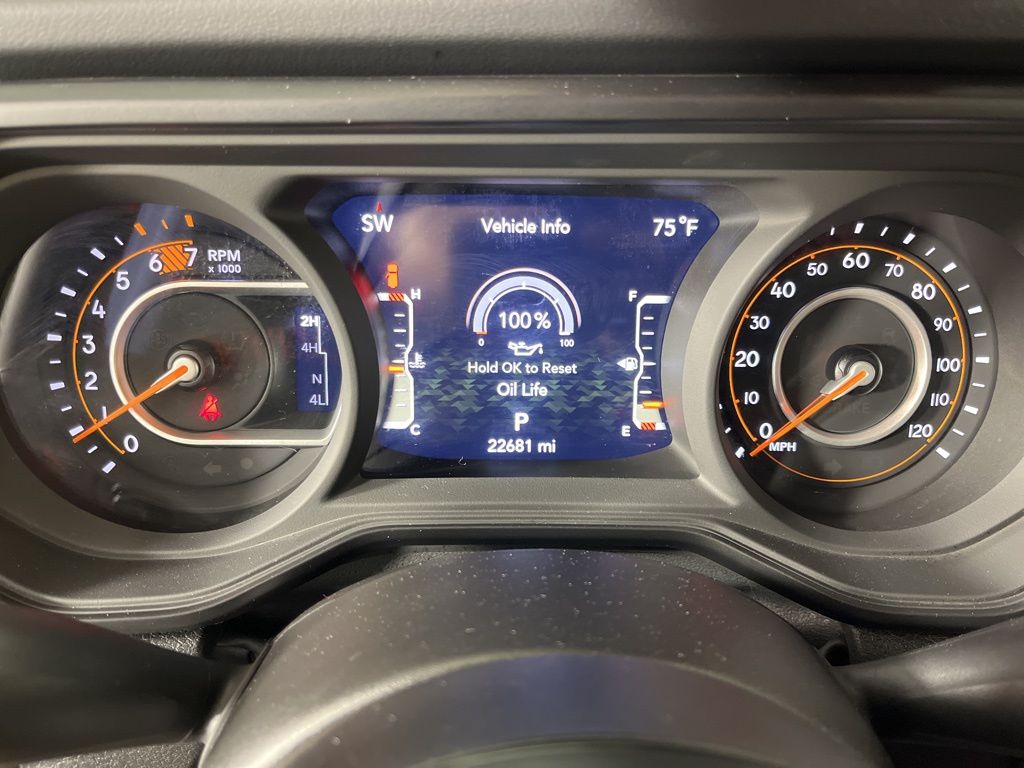 2024 Jeep Wrangler Rubicon 32
