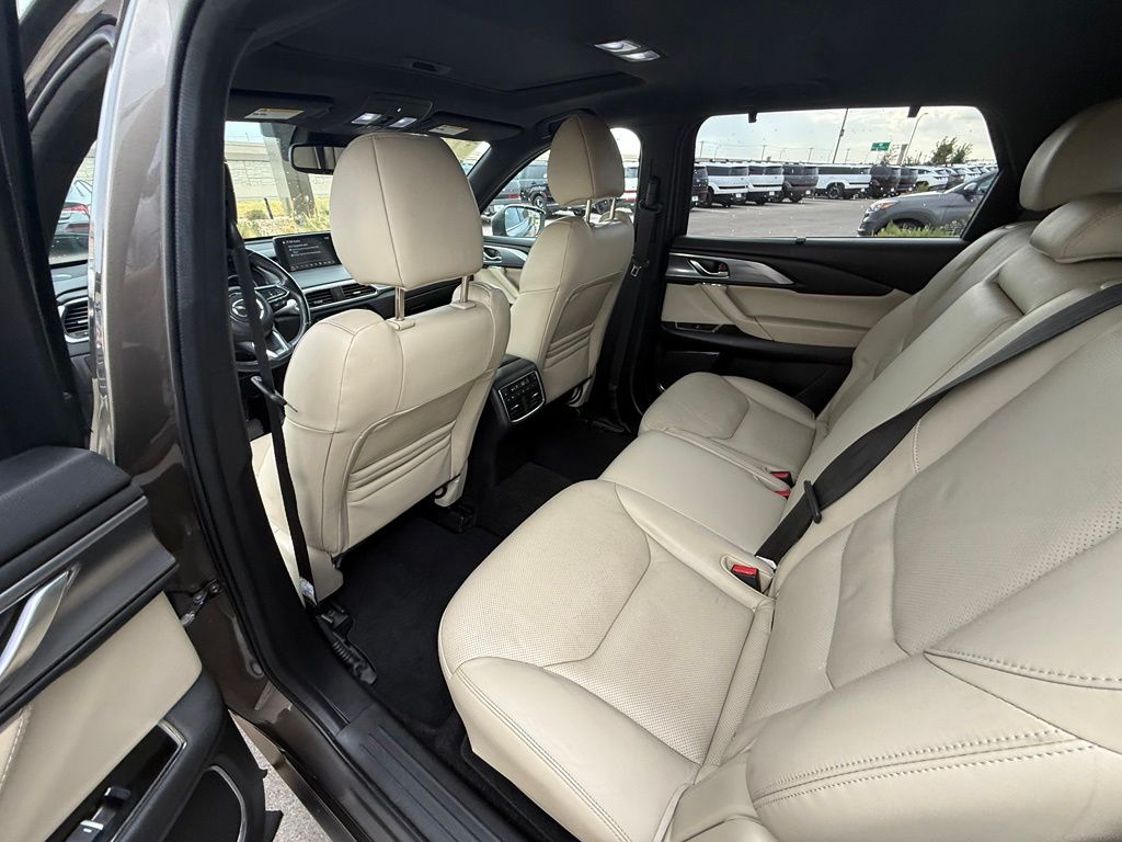 Thumbnail: 2018 Mazda CX-9 - 9