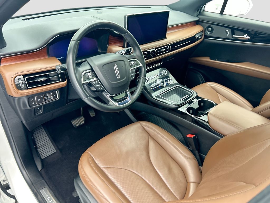 Thumbnail: 2022 Lincoln Nautilus - 4