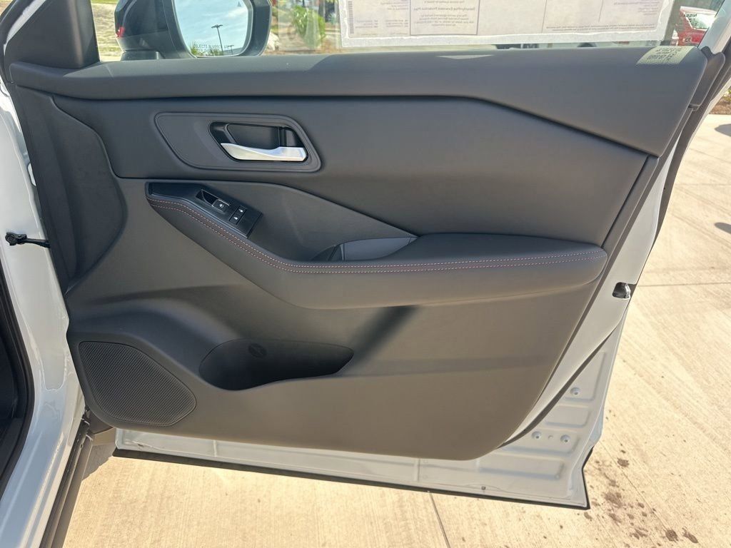 2025 Everest White Pearl Nissan Rogue Rock Creek AWD SUV
