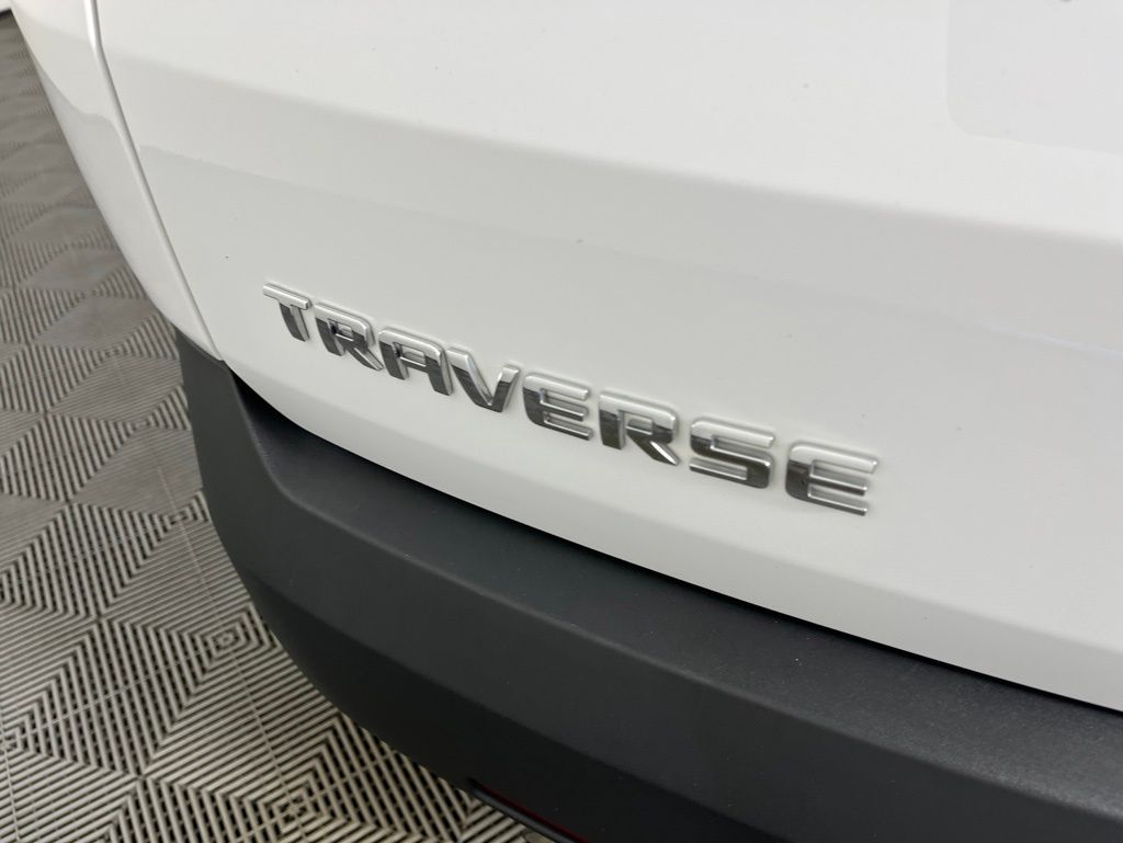 Thumbnail: 2023 Chevrolet Traverse - 22