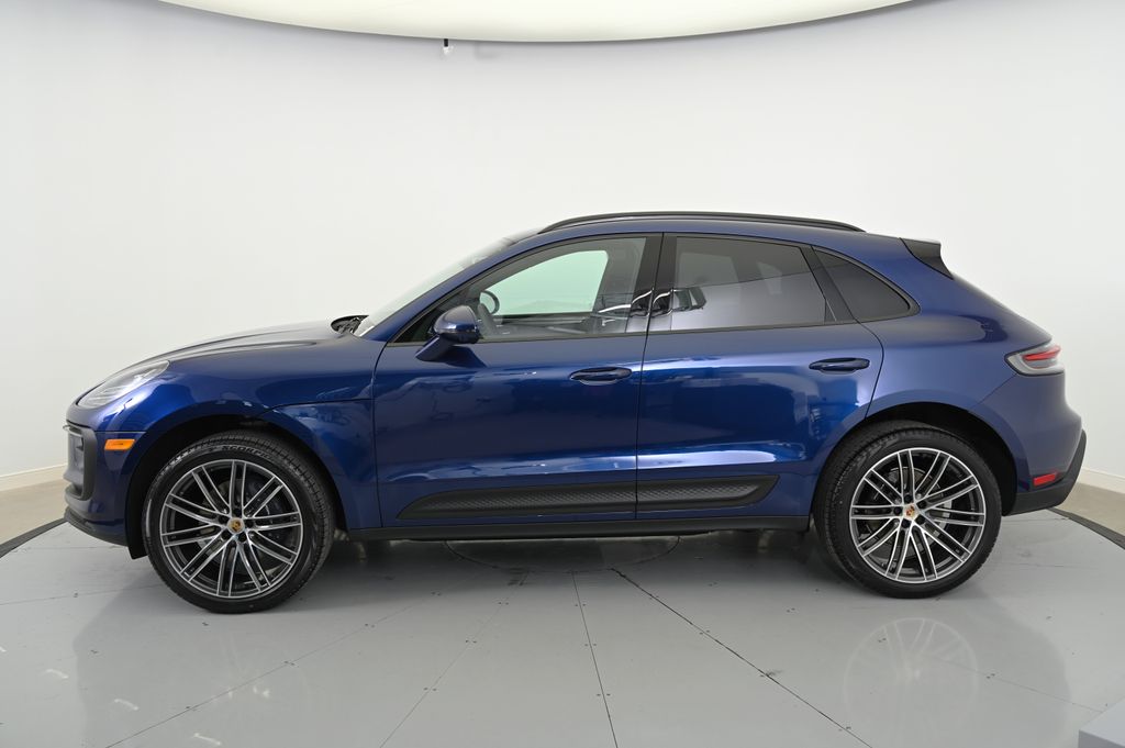 Thumbnail: 2025 Porsche Macan - 7
