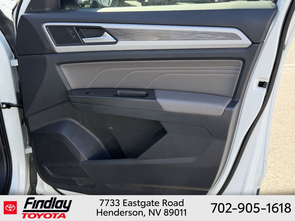 Used 2023 Volkswagen Atlas Cross Sport SUV