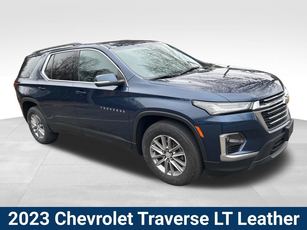 2023 Chevrolet Traverse LT Leather AWD