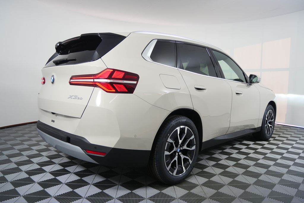 Thumbnail: 2026 BMW X3 - 3