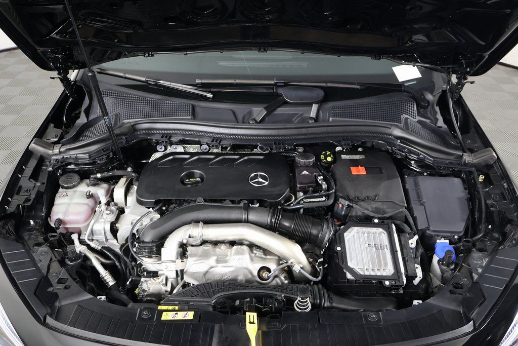 Thumbnail: 2025 Mercedes-Benz GLA - 15