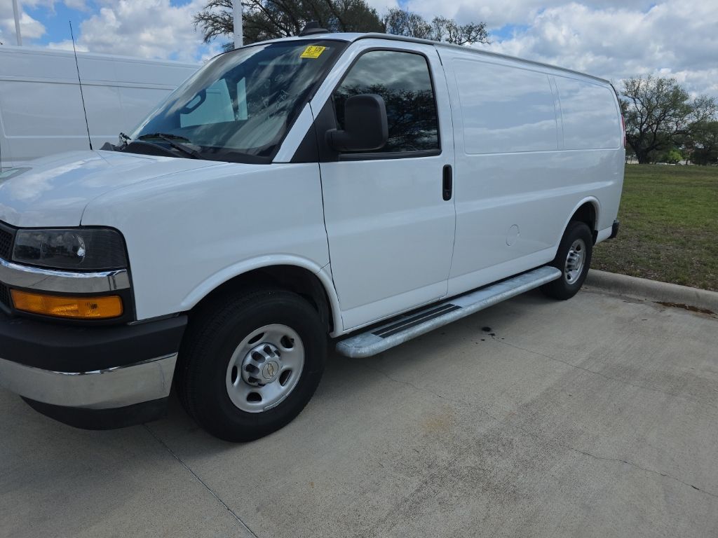 Summit White 2024 Chevrolet Express Cargo 2500 RWD Van Rear-Wheel Drive 8-Speed Automatic Overdrive