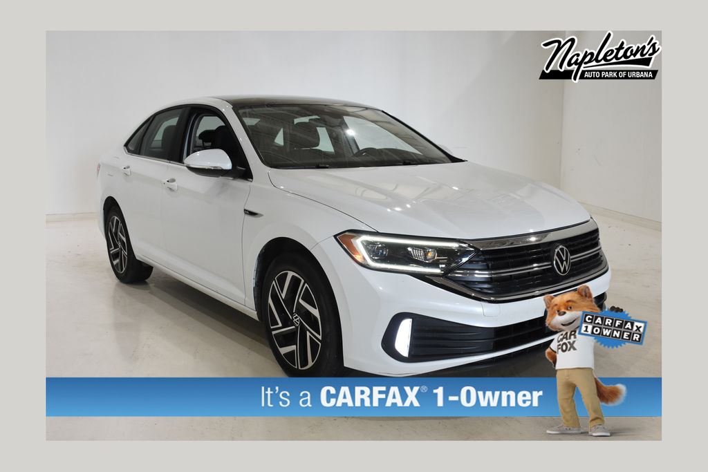Opal White 2024 Volkswagen Jetta Sedan Front-Wheel Drive 8-Speed Automatic