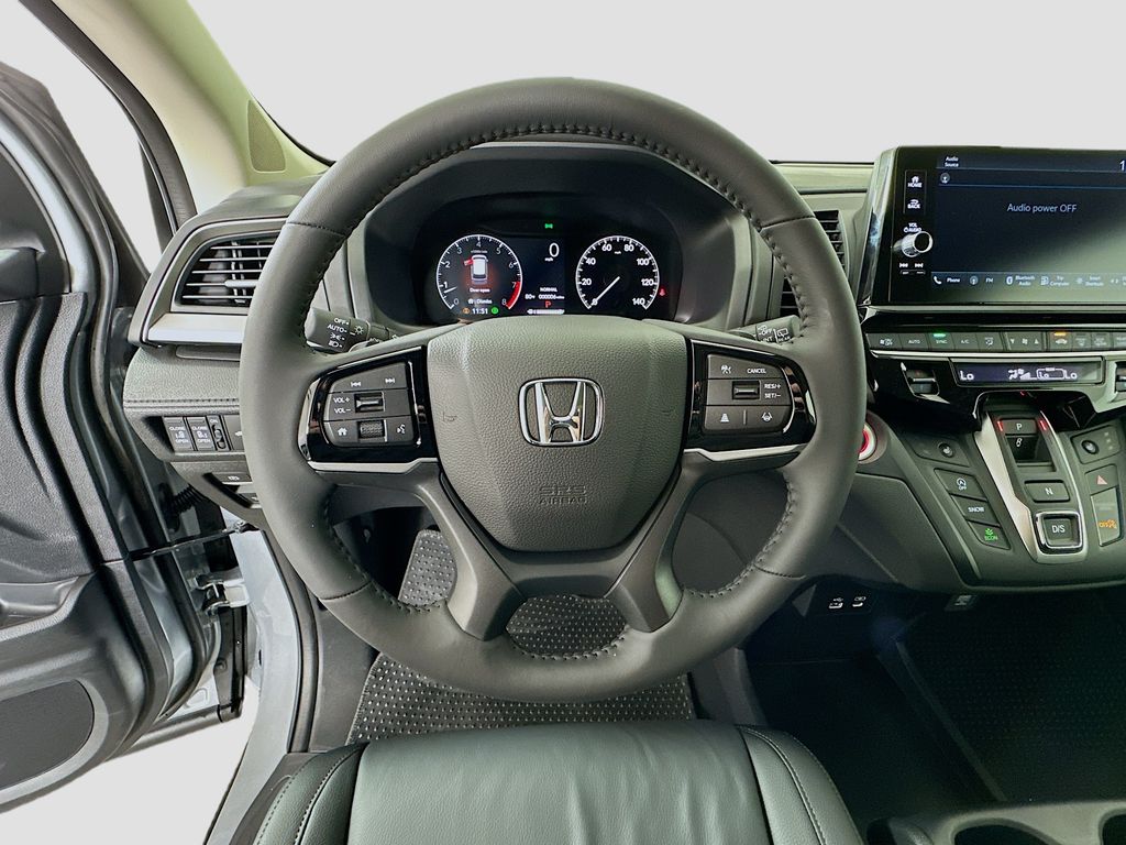 Thumbnail: 2026 Honda Odyssey - 10
