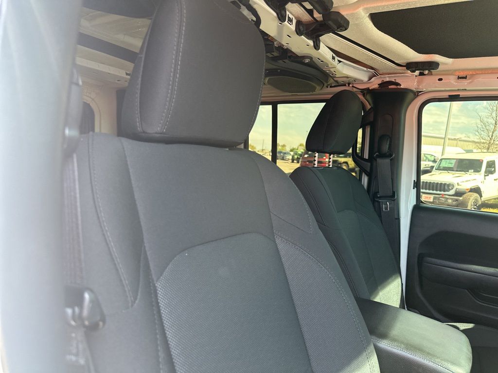 Used Car 2022 Jeep Wrangler  Unlimited Sport S For Sale Under $30,000 In Austin, Texas