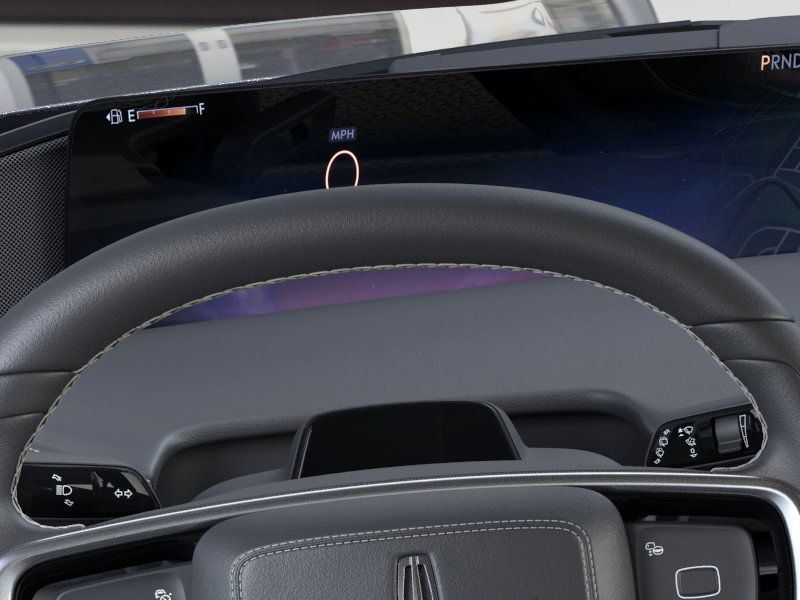 Thumbnail: 2025 Lincoln Navigator - 13