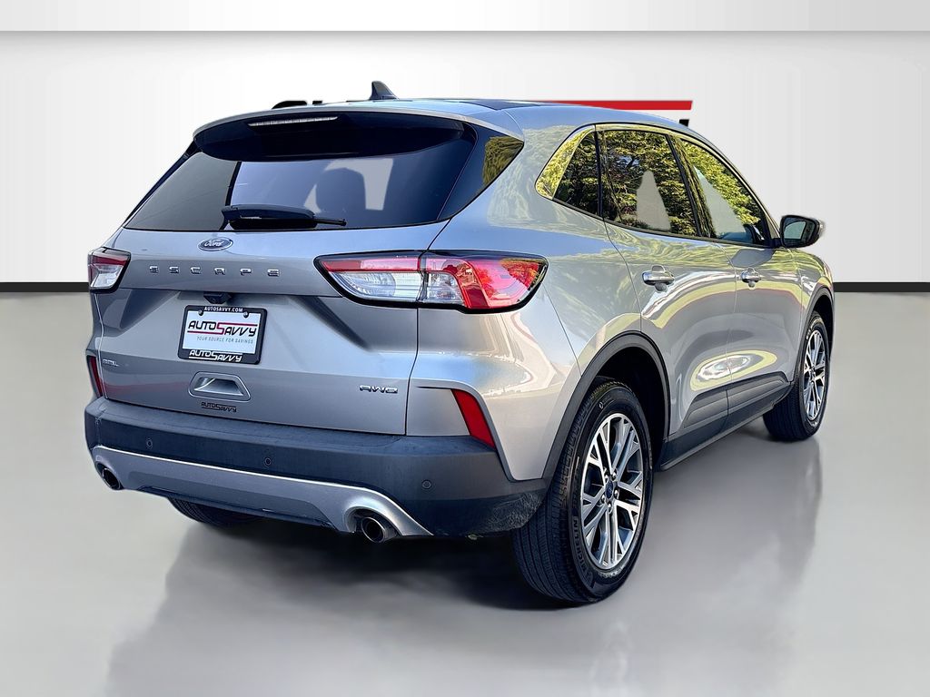 Used 2022 Silver Ford SEL image 7