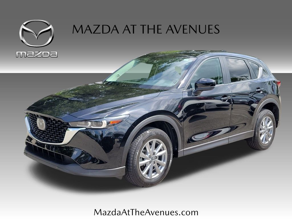 2023 Mazda CX-5 S Preferred package Auto AWD's photo