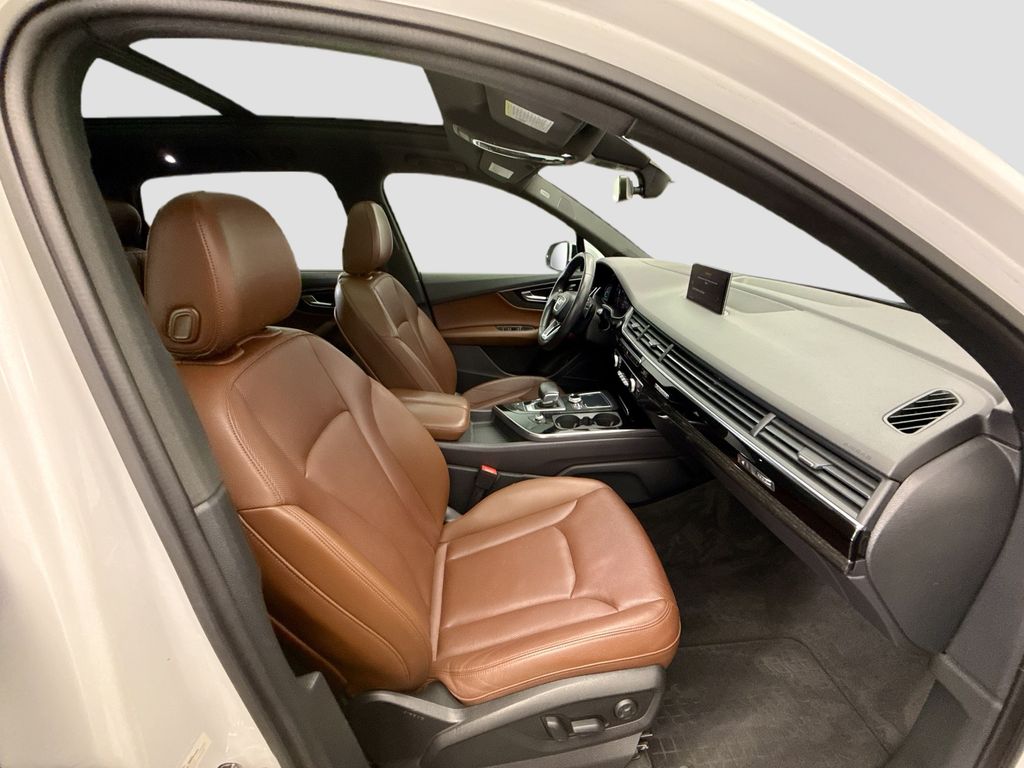 Thumbnail: 2018 Audi Q7 - 19