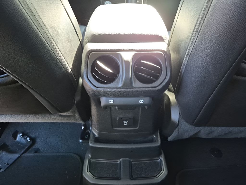 Used Car 2020 Jeep Wrangler  Unlimited Sahara For Sale Under $30,000 In Austin, Texas