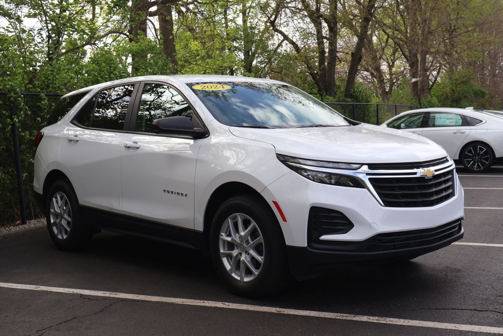 Thumbnail: 2024 Chevrolet Equinox - 12