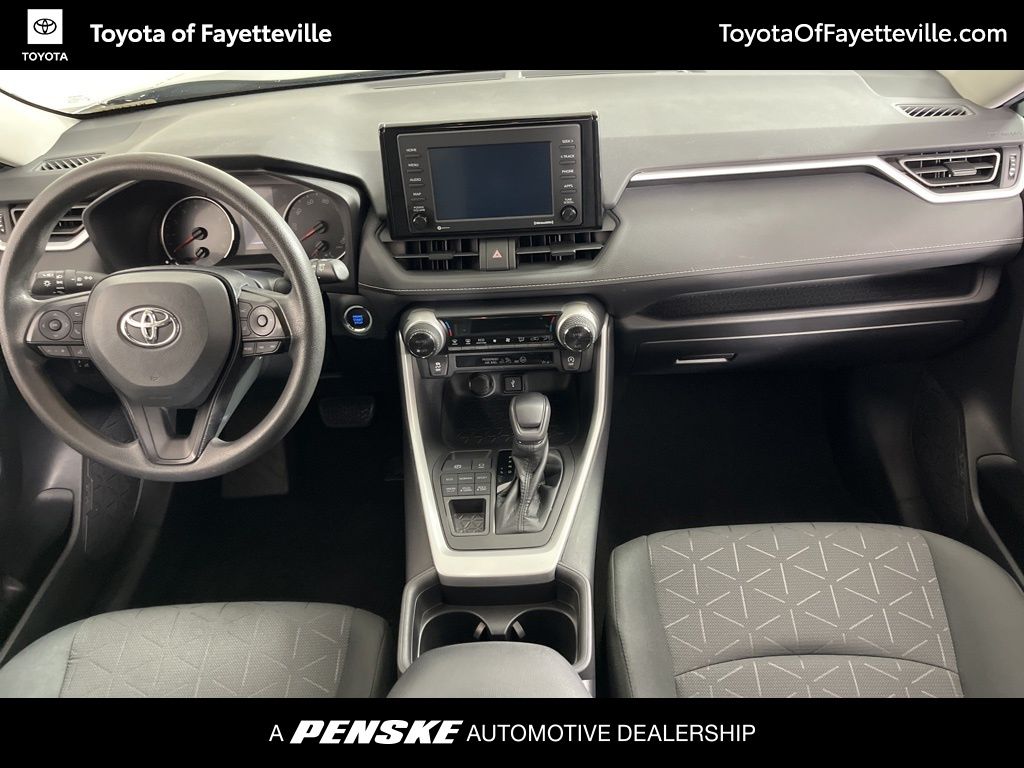 2021 Toyota RAV4 XLE 17