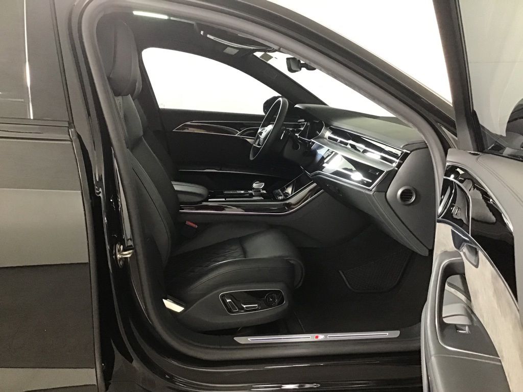 Used 2020 Black Audi 4.0T image 21