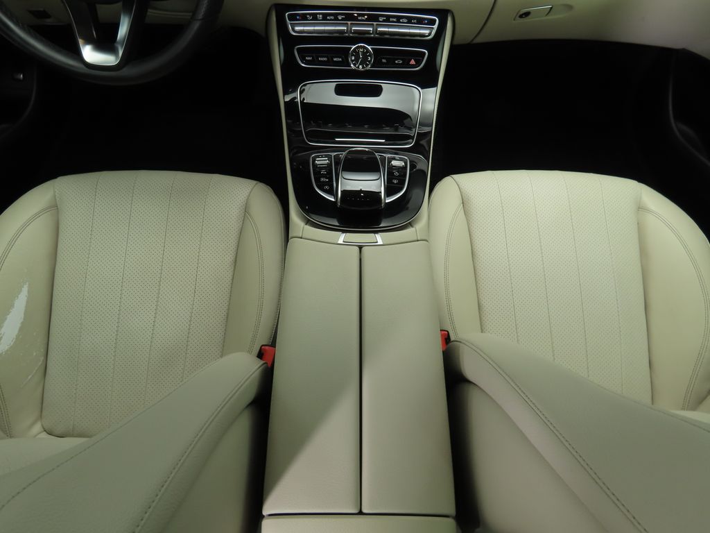 2017 Mercedes-Benz E-Class E 300 19