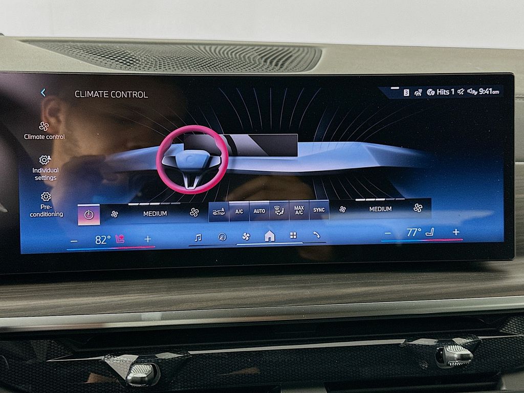 Thumbnail: 2026 BMW X7 - 14