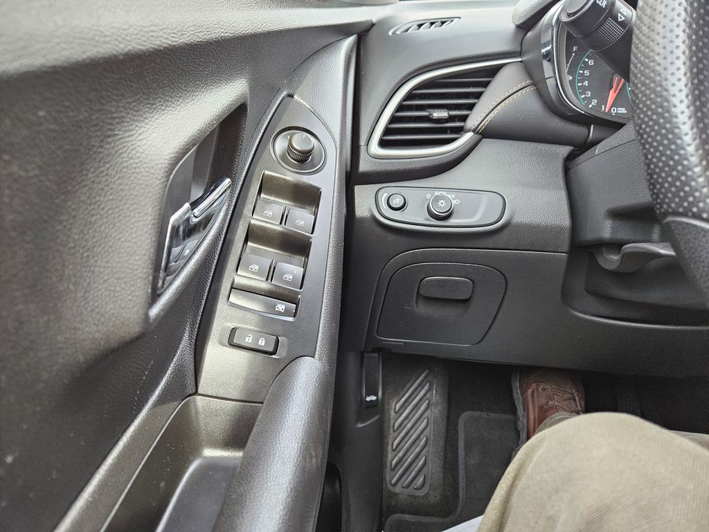 Used 2020 Chevrolet Trax SUV