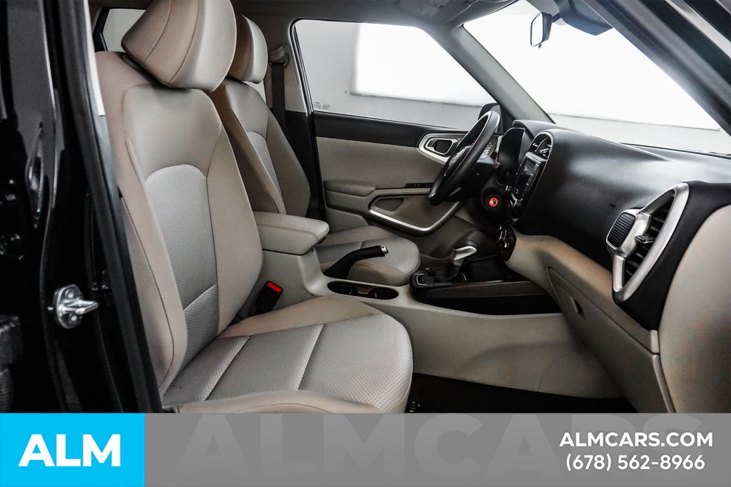 Used 2023 Black Kia LX image 22