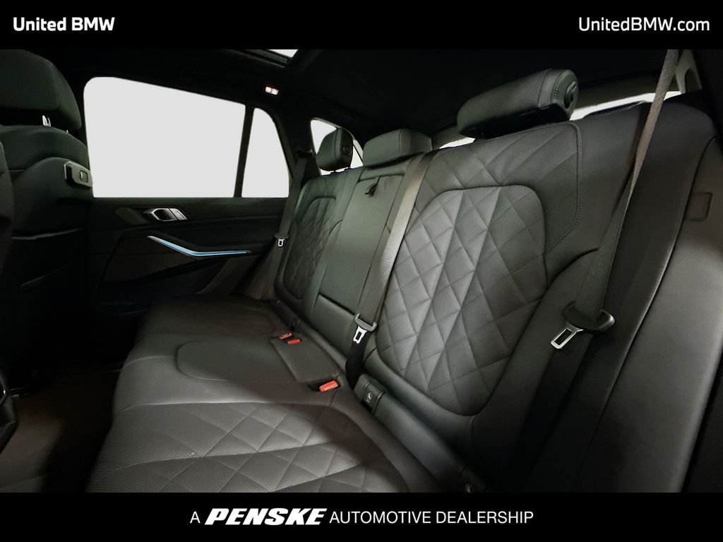 Thumbnail: 2026 BMW X5 - 13