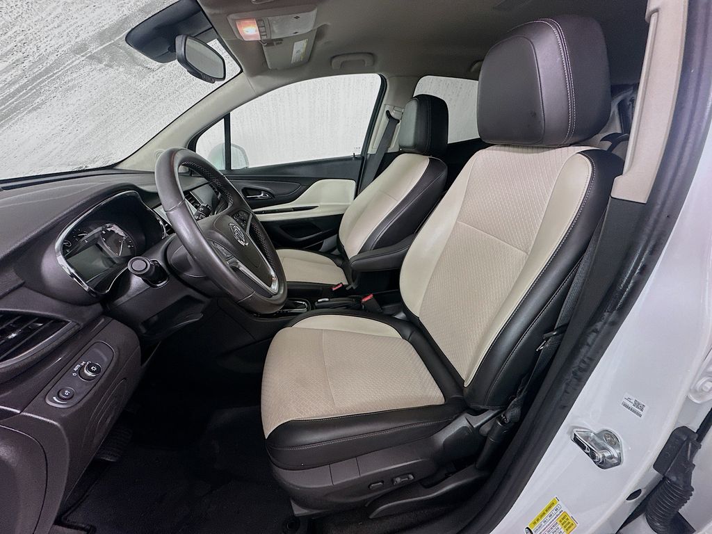 Thumbnail: 2019 Buick Encore - 20