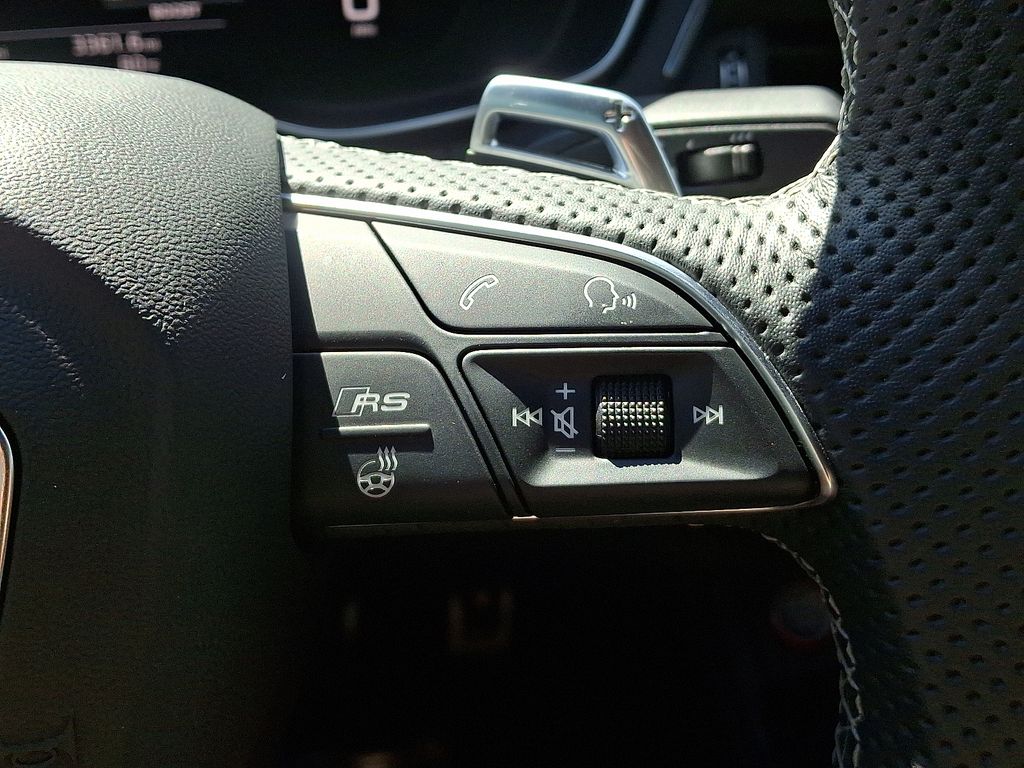 Thumbnail: 2023 Audi RS 5 - 23