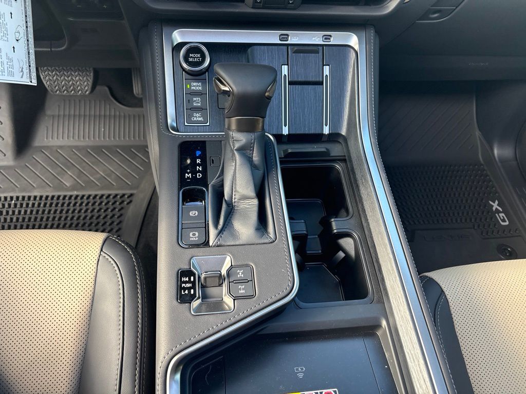 Thumbnail: 2026 Lexus GX - 15