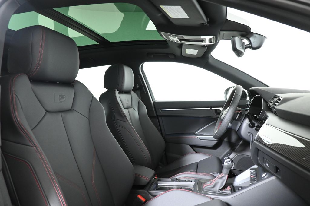 2025 Audi Q3  21