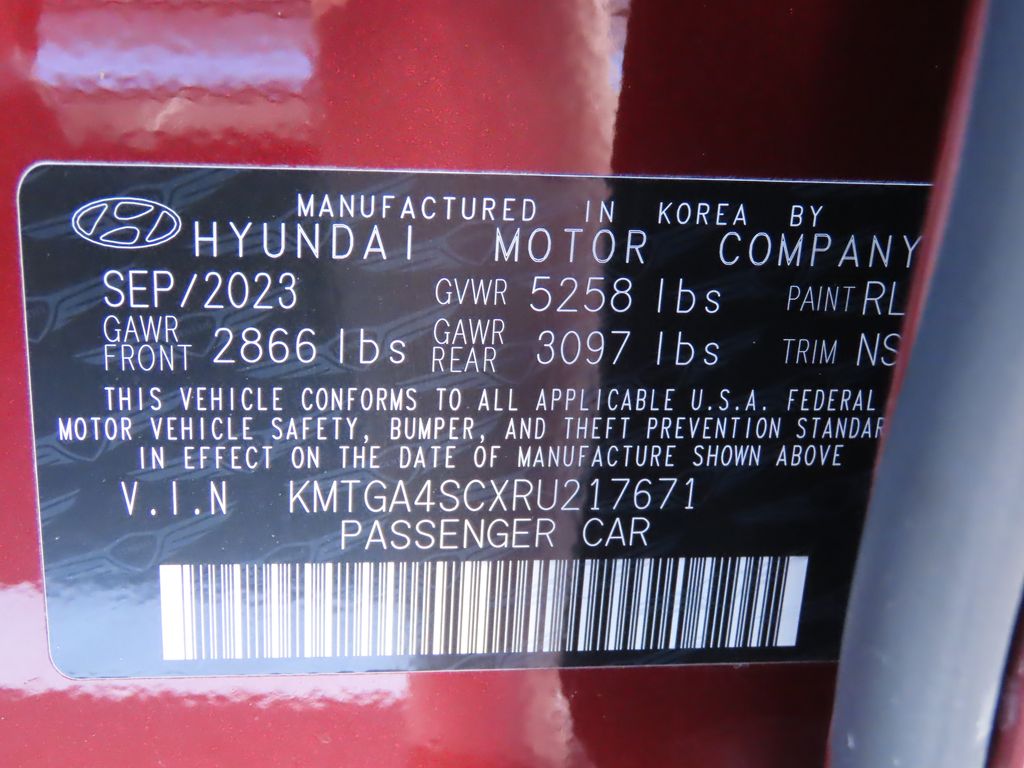 Thumbnail: 2024 Genesis G80 - 21