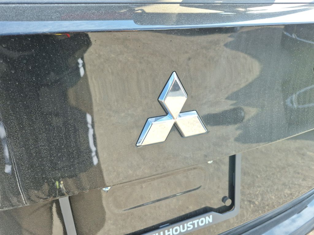 2026 Mitsubishi Outlander SE - 11