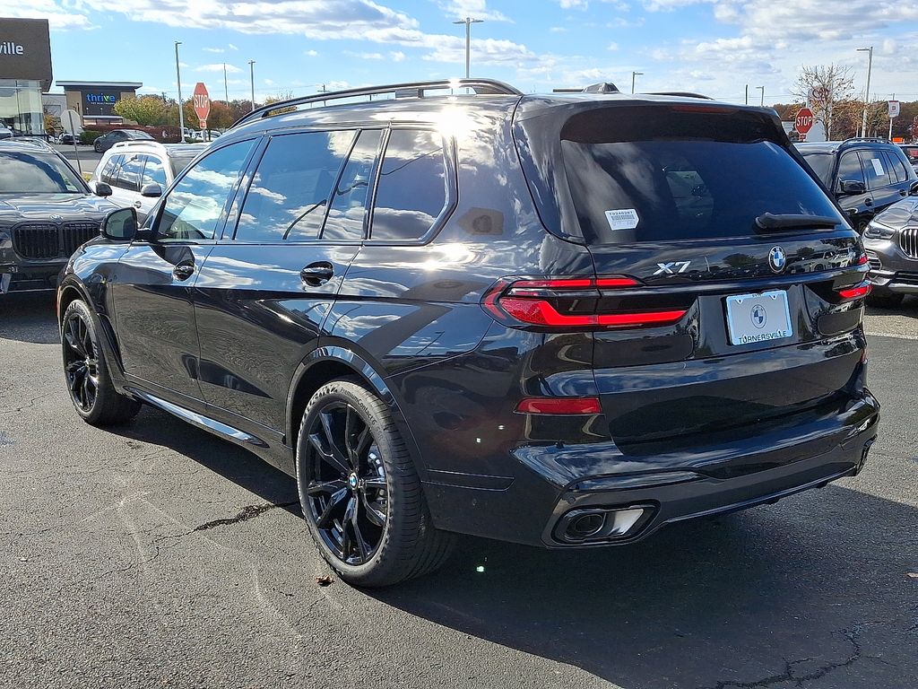 Thumbnail: 2026 BMW X7 - 3
