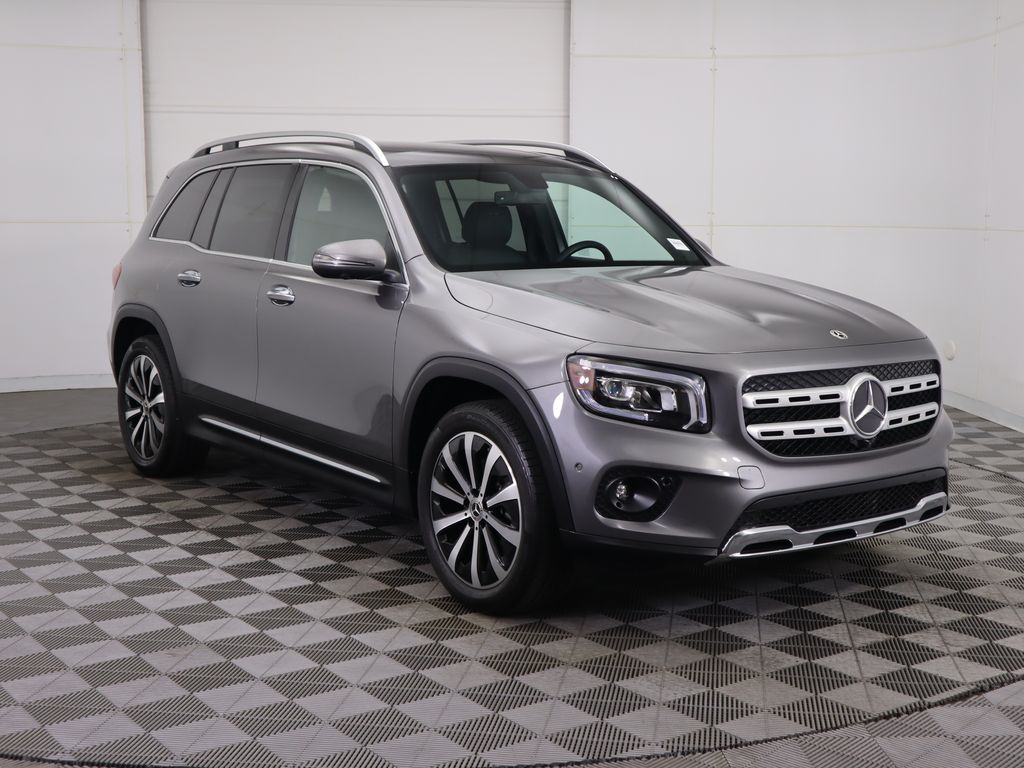 Thumbnail: 2023 Mercedes-Benz GLB - 3