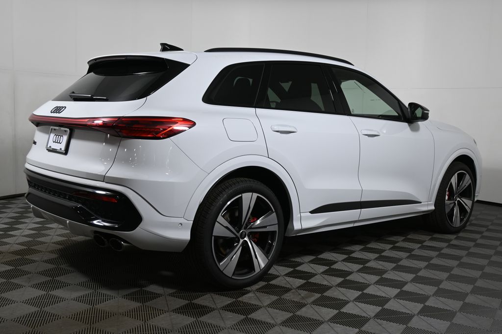 Thumbnail: 2025 Audi SQ5 - 7