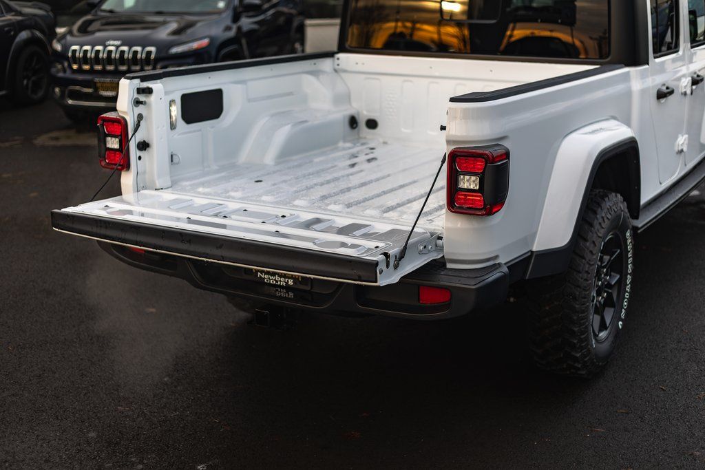 2026 Jeep Gladiator Willys thumbnail 9