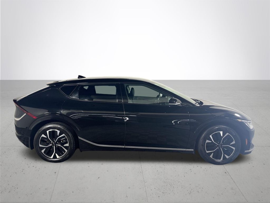 2024 Kia EV6 Wind