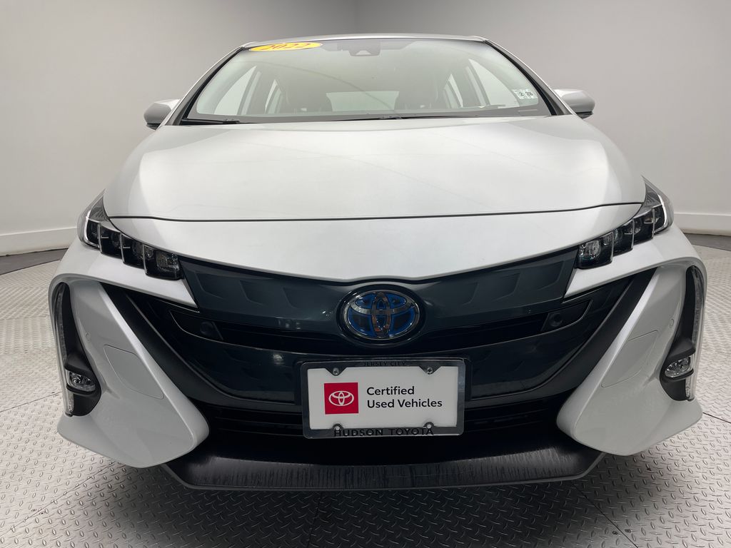 2022 Toyota Prius Prime Limited 2