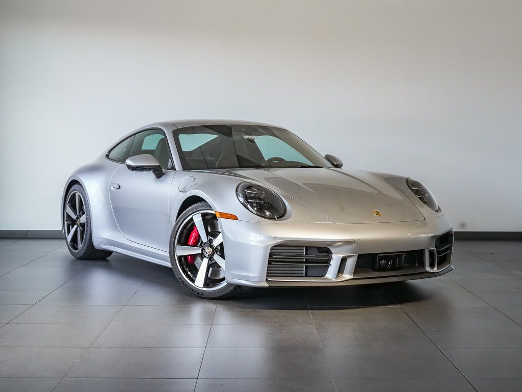 New 2026  Porsche Carrera 4S image 9