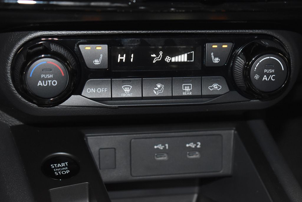 Thumbnail: 2026 Nissan Kicks - 18