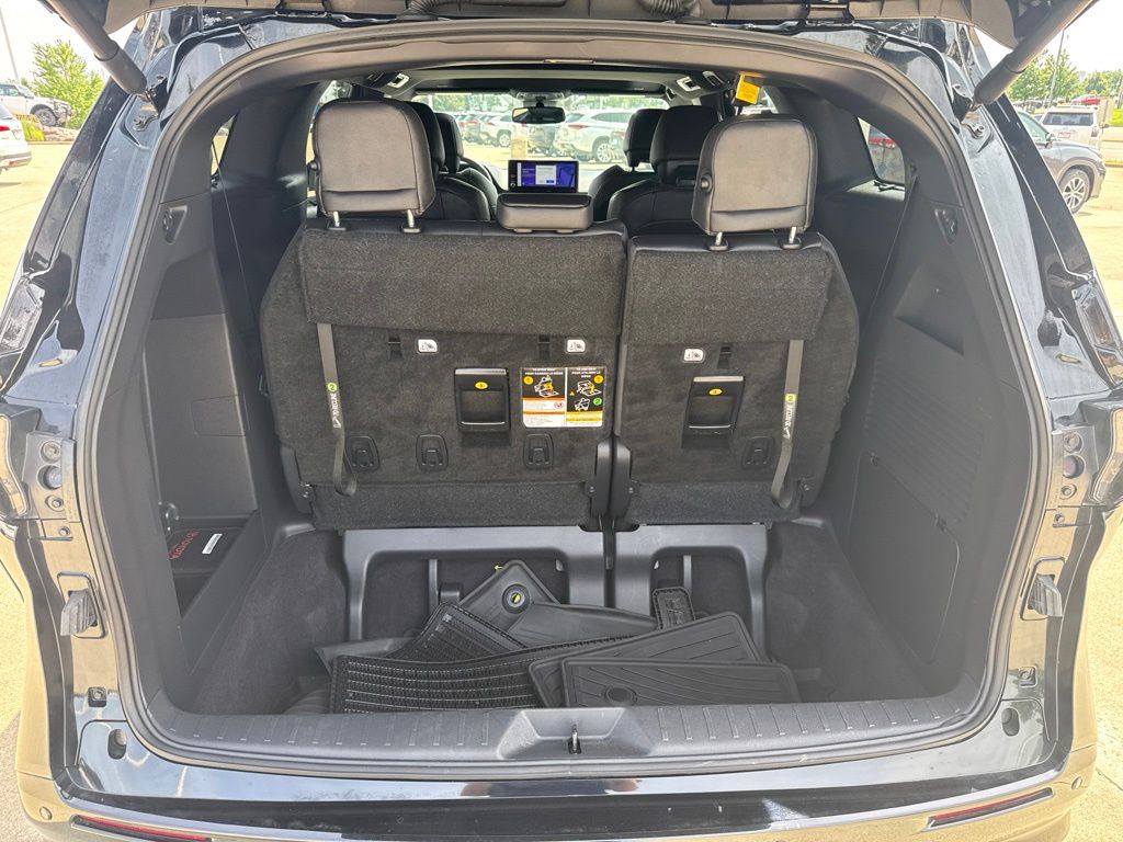 Used 2025 Toyota Sienna Van